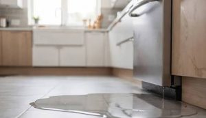 نشتی آب ماشین ظرفشویی بررسی علل نشتی ماشین ظرفشویی